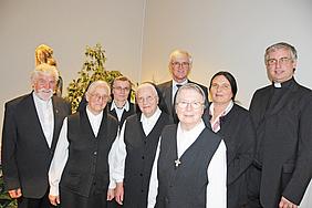 Die letzten drei Niederbronner Schwestern Corona-Maria Sandner, Elisabeth Albert und Barbara Reichl (von links) sind im Caritas-Seniorenheim Nürnberg-Langwasser verabschiedet worden.  
